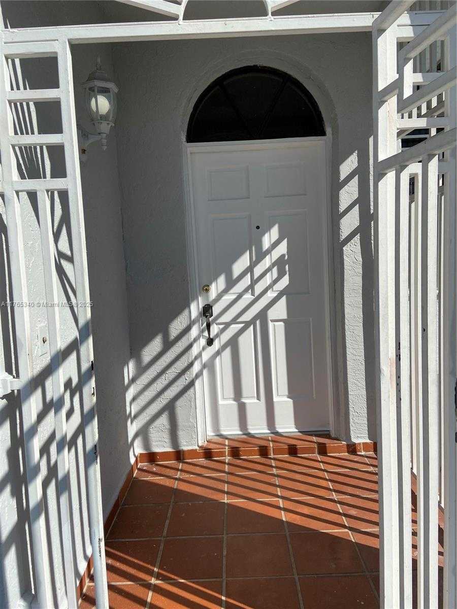 Small Image of 4903 SOUTH WEST 144TH CT #-, Miami Number 4