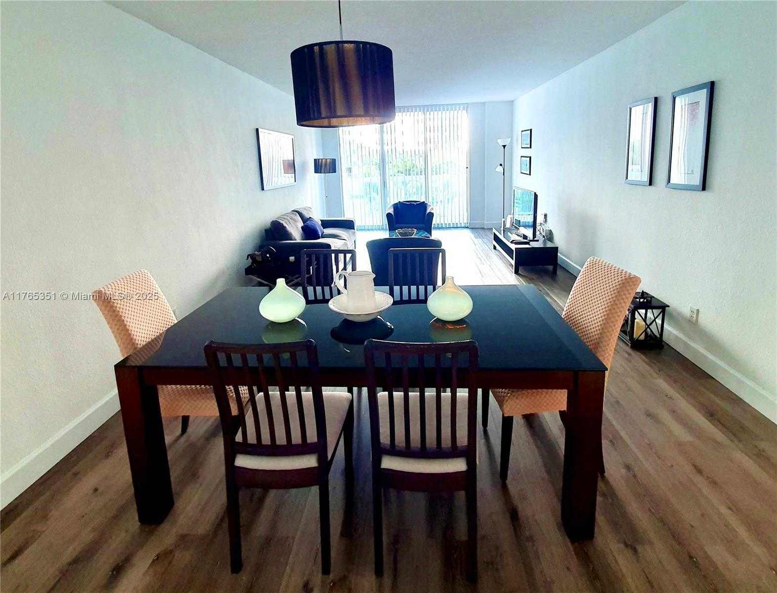 Small Image of 19390 COLLINS AVE #312, Sunny Isles Beach Number 4