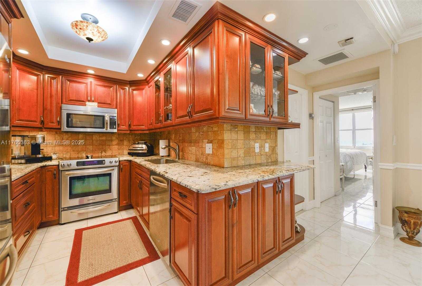 Small Image of 1985 SOUTH OCEAN DR #19L, Hallandale Beach Number 13