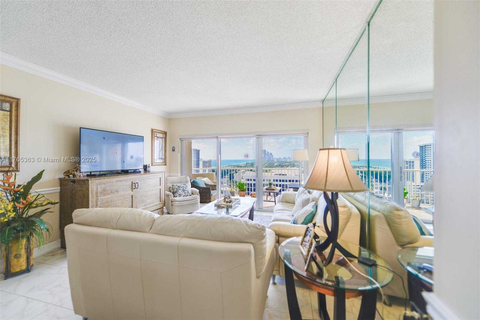 Small Image of 1985 SOUTH OCEAN DR #19L, Hallandale Beach Number 5