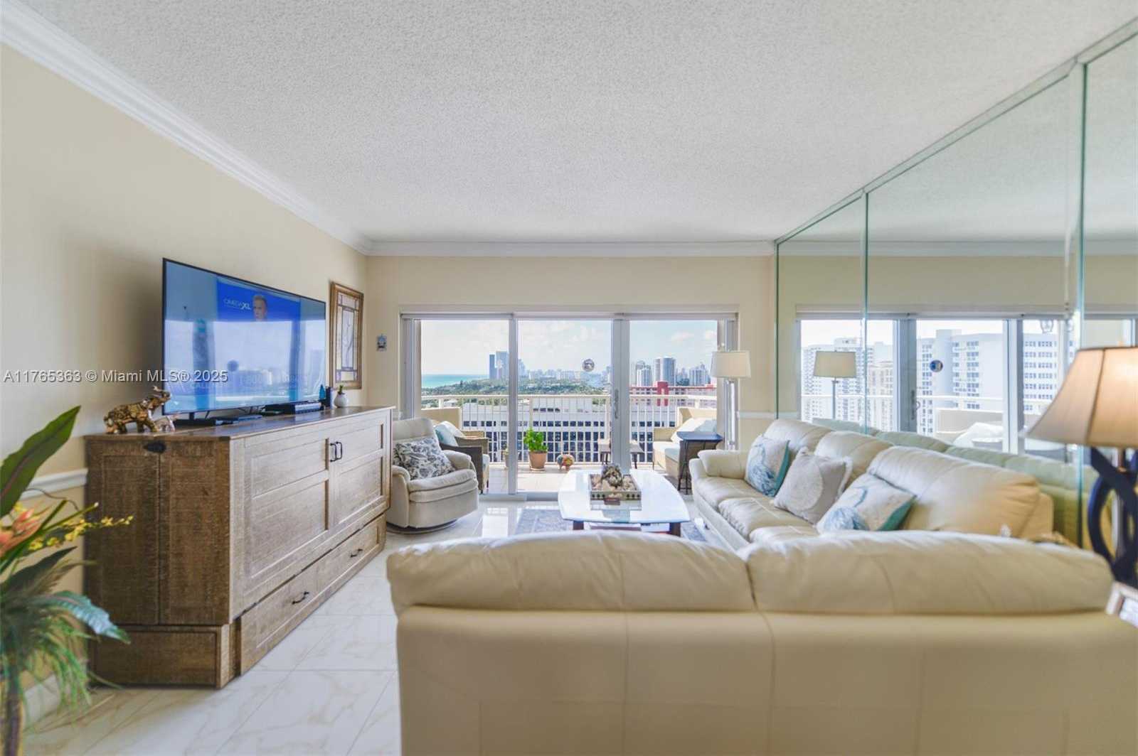 Small Image of 1985 SOUTH OCEAN DR #19L, Hallandale Beach Number 6