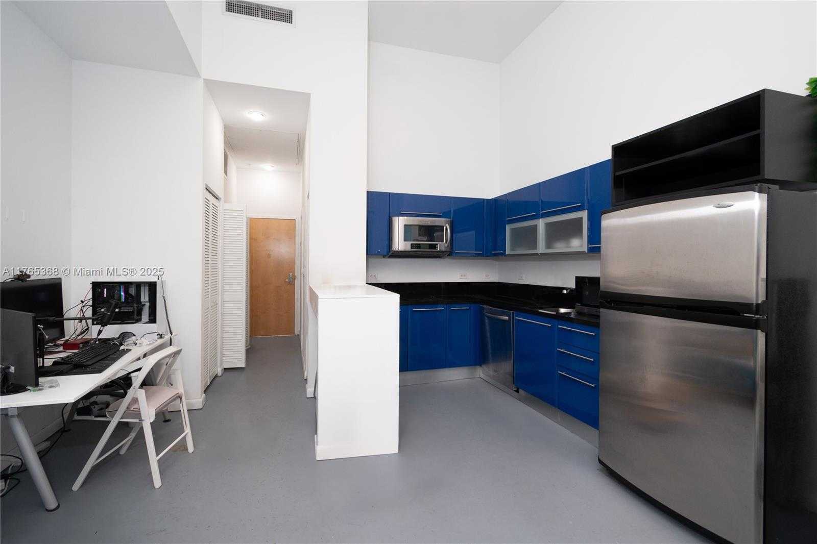 Small Image of 253 #315, Miami Number 6