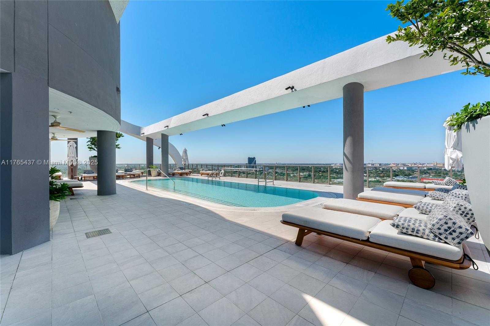 Small Image of 2678 TIGERTAIL AVE #502, Coconut Grove Number 24