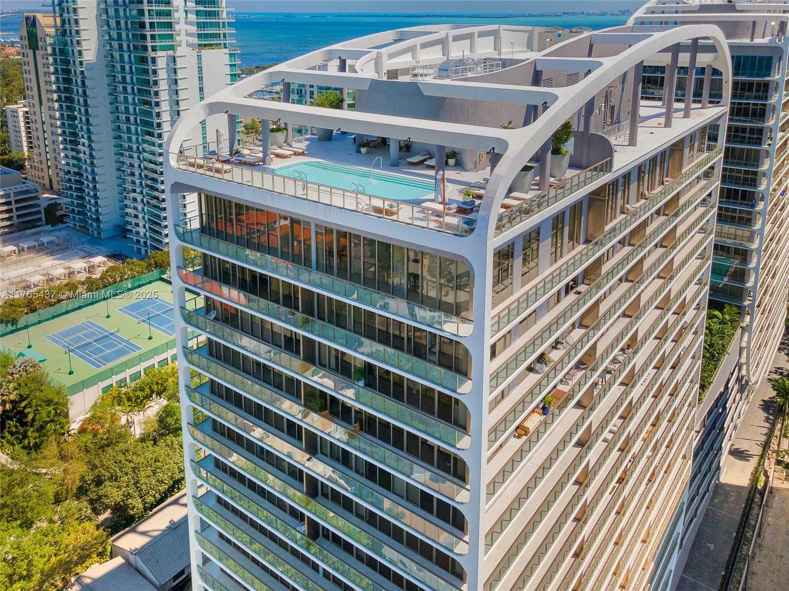 Small Image of 2678 TIGERTAIL AVE #502, Coconut Grove Number 39