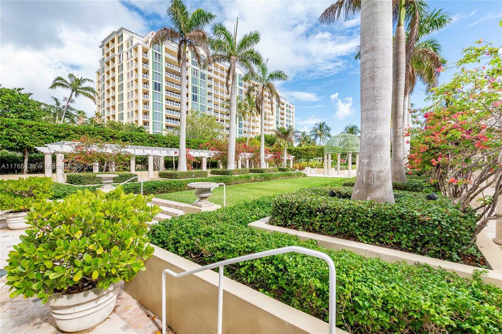 Small Image of 445 GRAND BAY DR #310, Key Biscayne Number 24