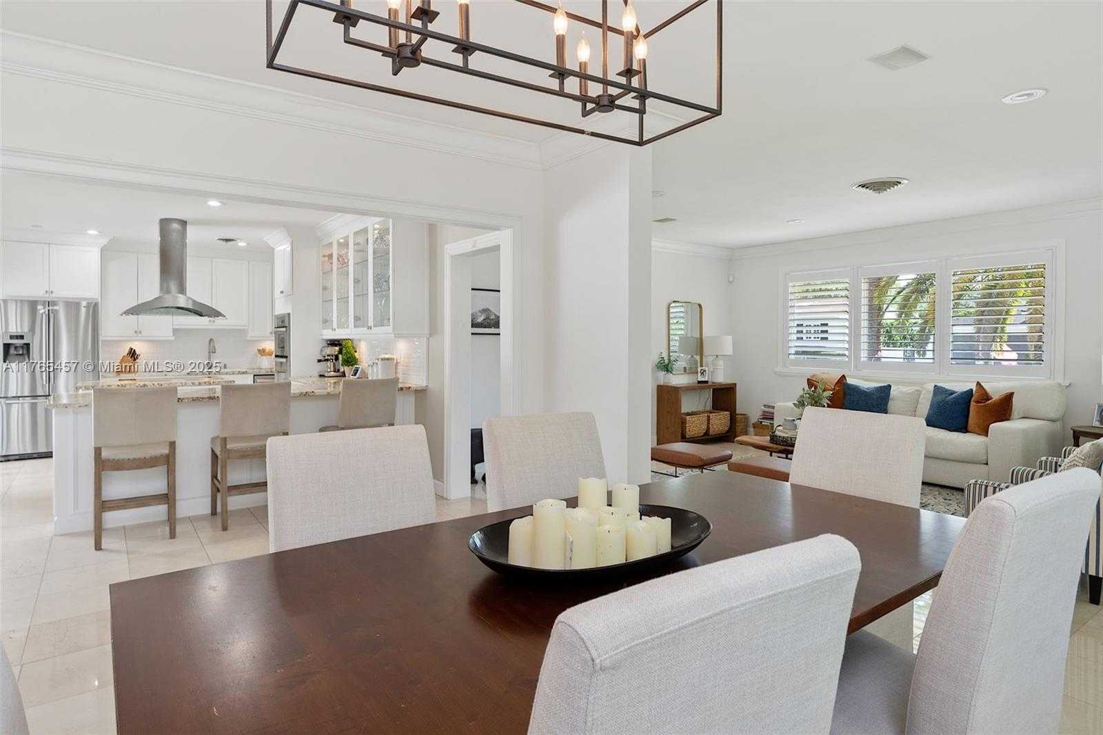 Small Image of 4750 ALHAMBRA CIR, Coral Gables Number 11