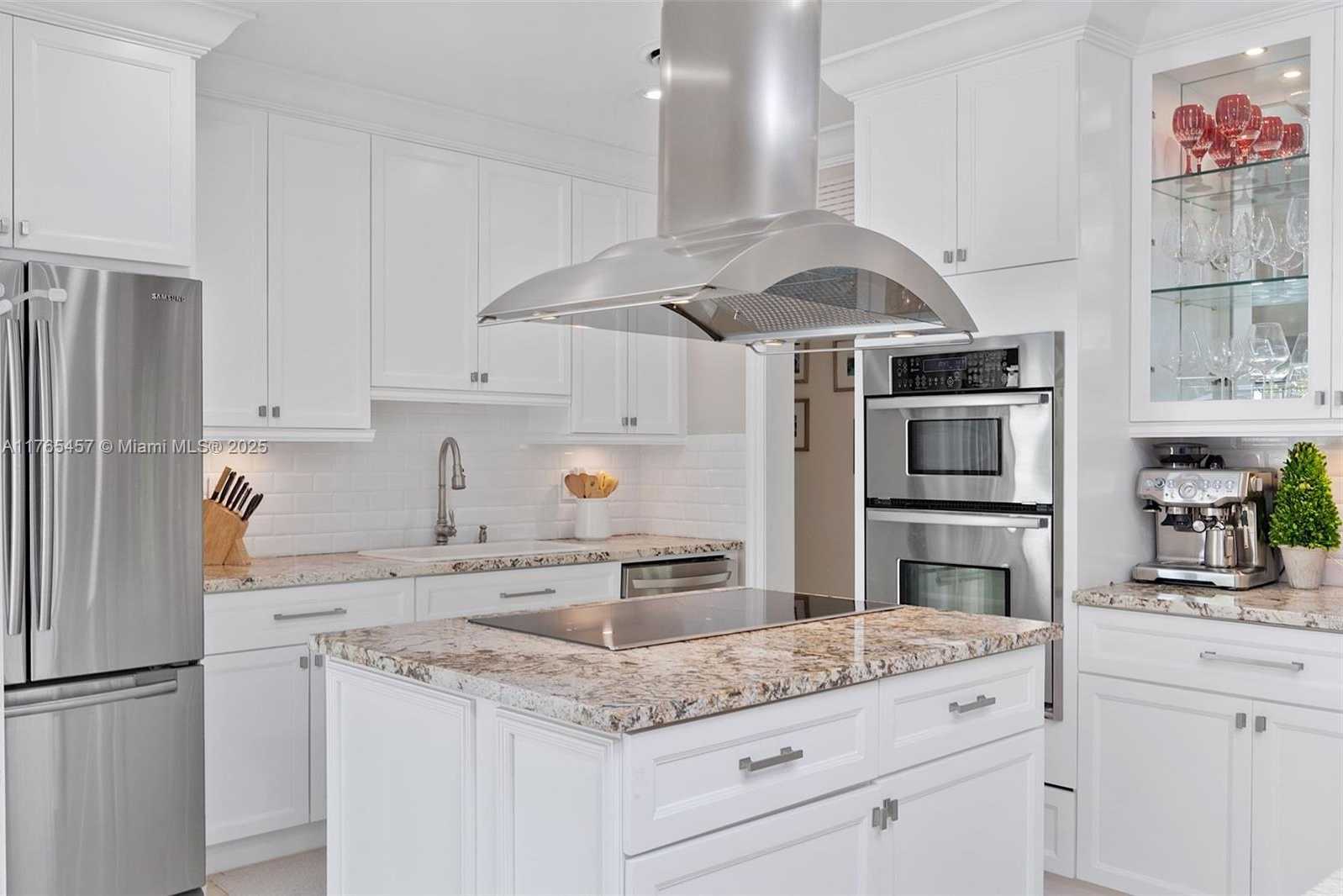 Small Image of 4750 ALHAMBRA CIR, Coral Gables Number 18