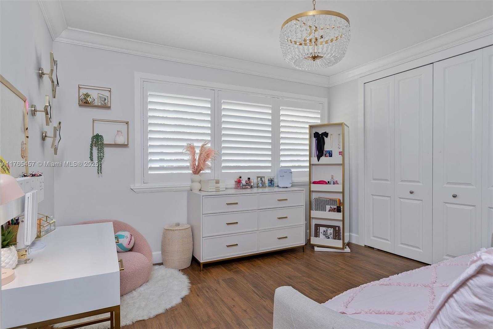 Small Image of 4750 ALHAMBRA CIR, Coral Gables Number 29