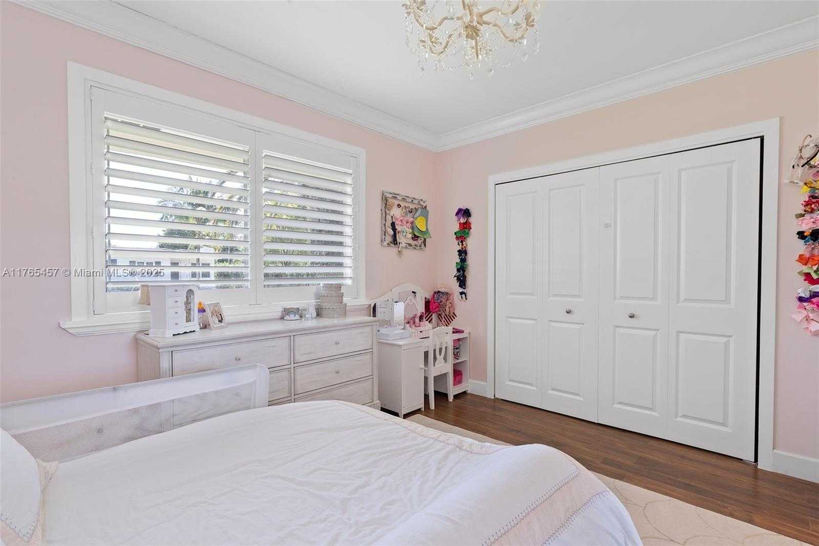 Small Image of 4750 ALHAMBRA CIR, Coral Gables Number 32