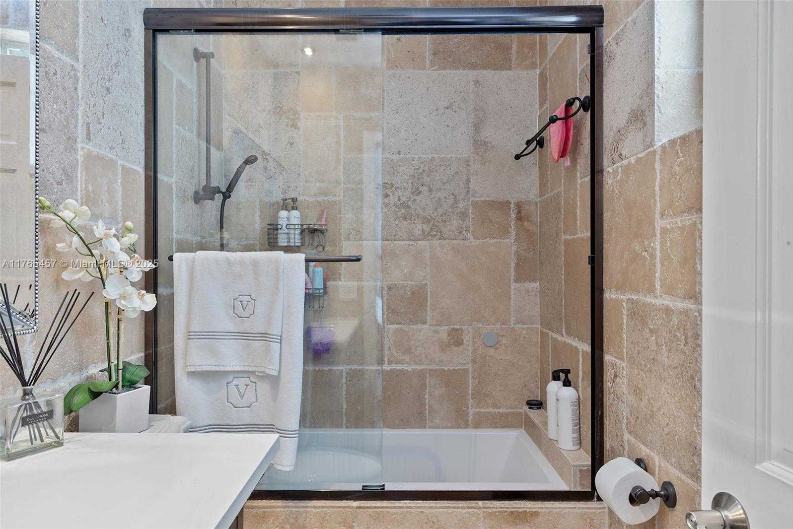 Small Image of 4750 ALHAMBRA CIR, Coral Gables Number 37