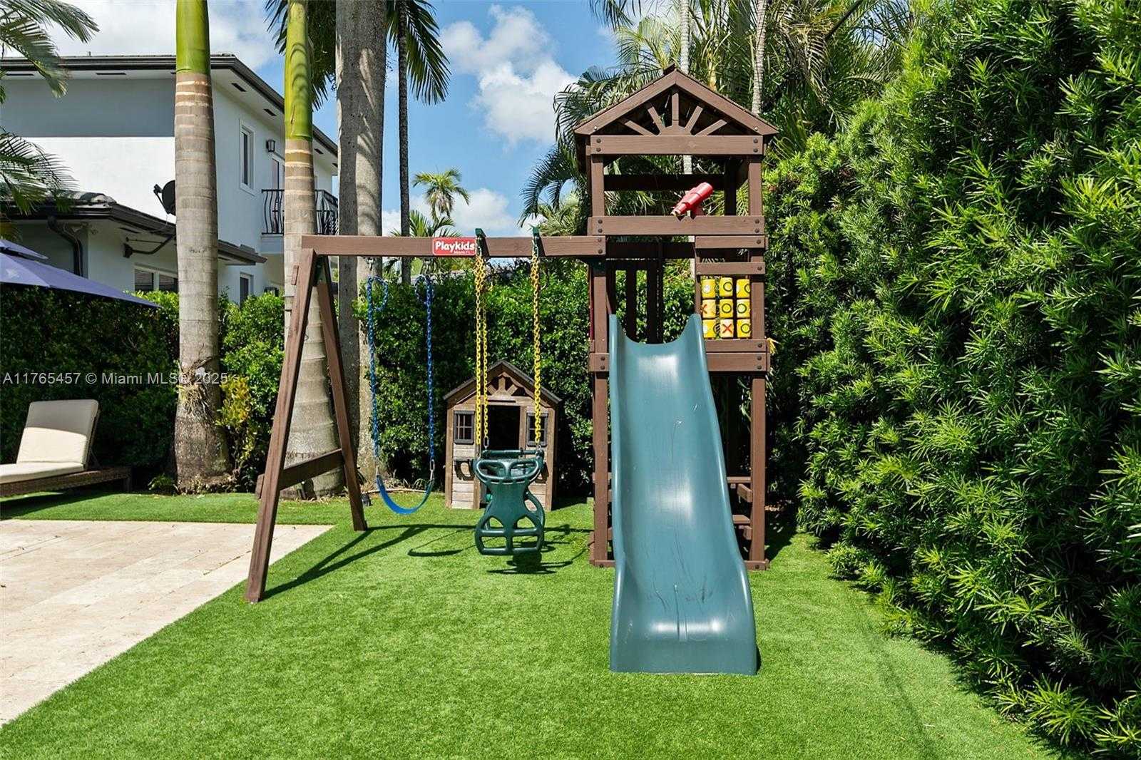 Small Image of 4750 ALHAMBRA CIR, Coral Gables Number 42