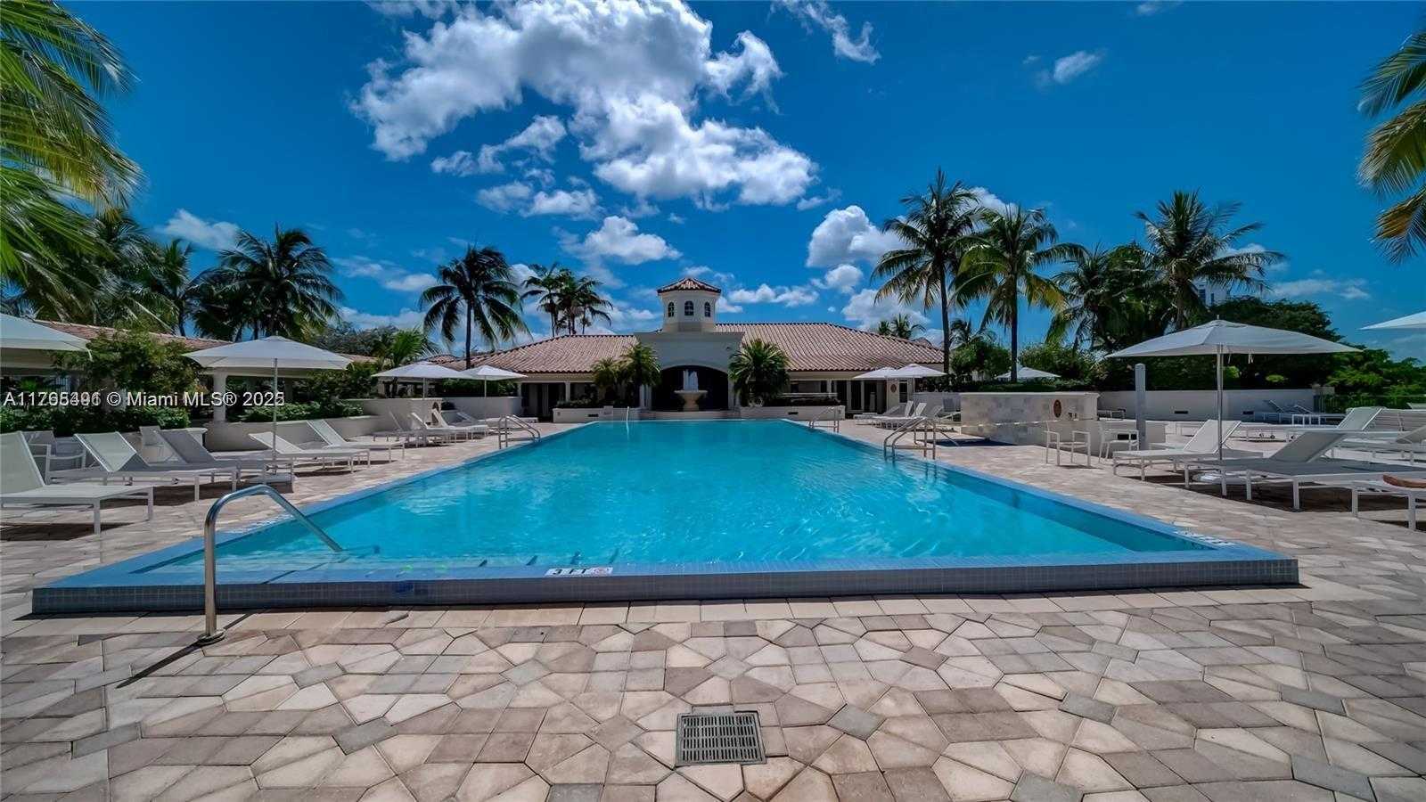 Small Image of 19900 EAST COUNTRY CLUB DR #TS18, Aventura Number 22