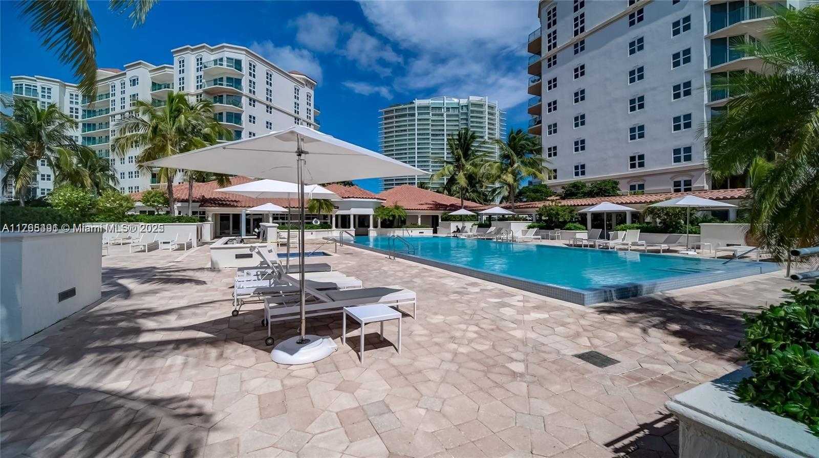 Small Image of 19900 EAST COUNTRY CLUB DR #TS18, Aventura Number 24