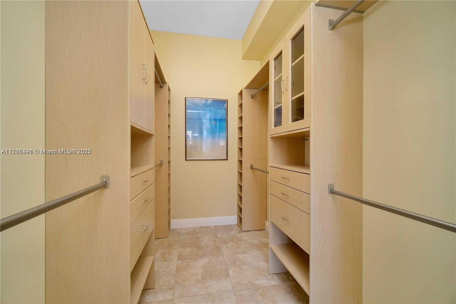 Small Image of 19900 EAST COUNTRY CLUB DR #TS18, Aventura Number 32