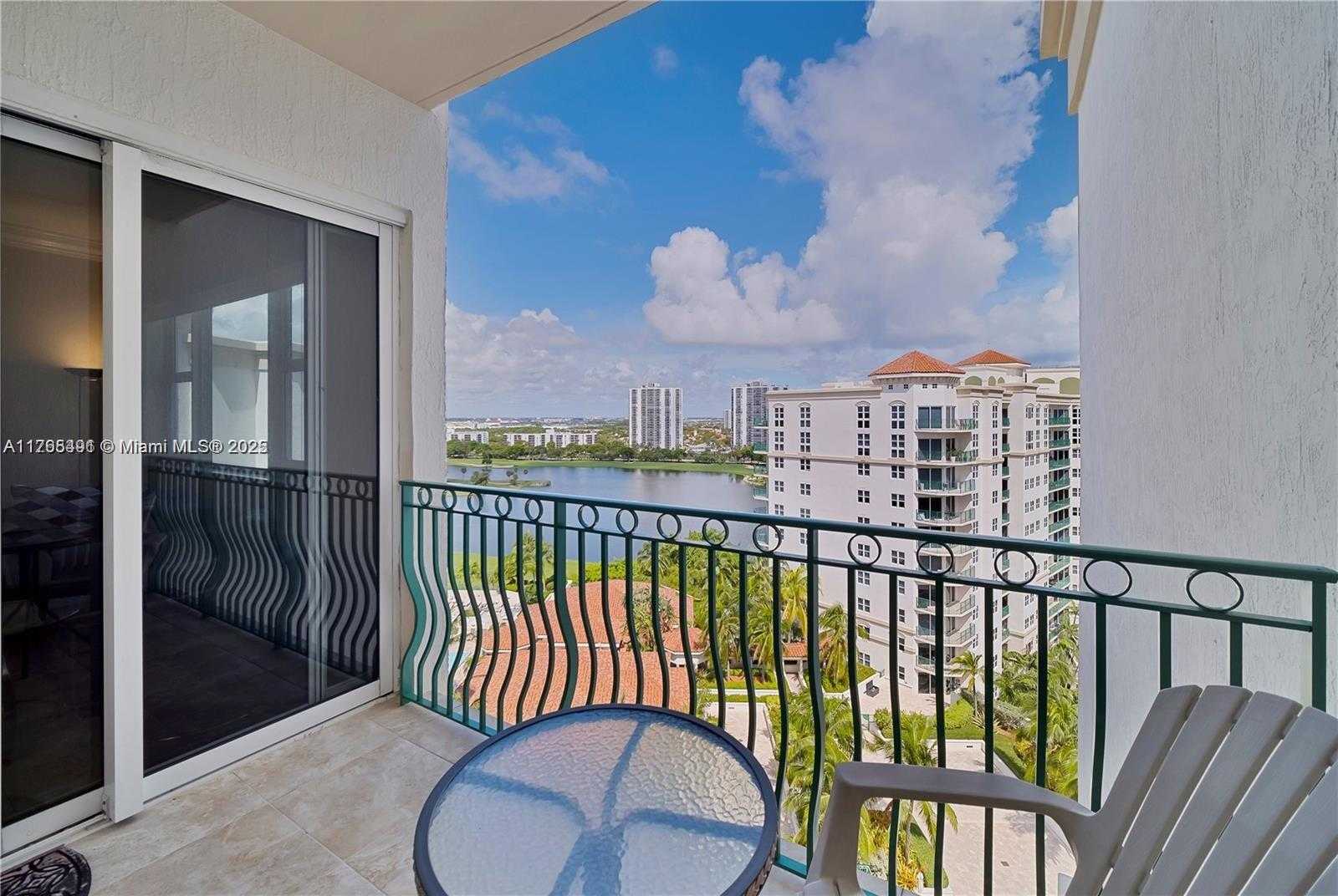Small Image of 19900 EAST COUNTRY CLUB DR #TS18, Aventura Number 4