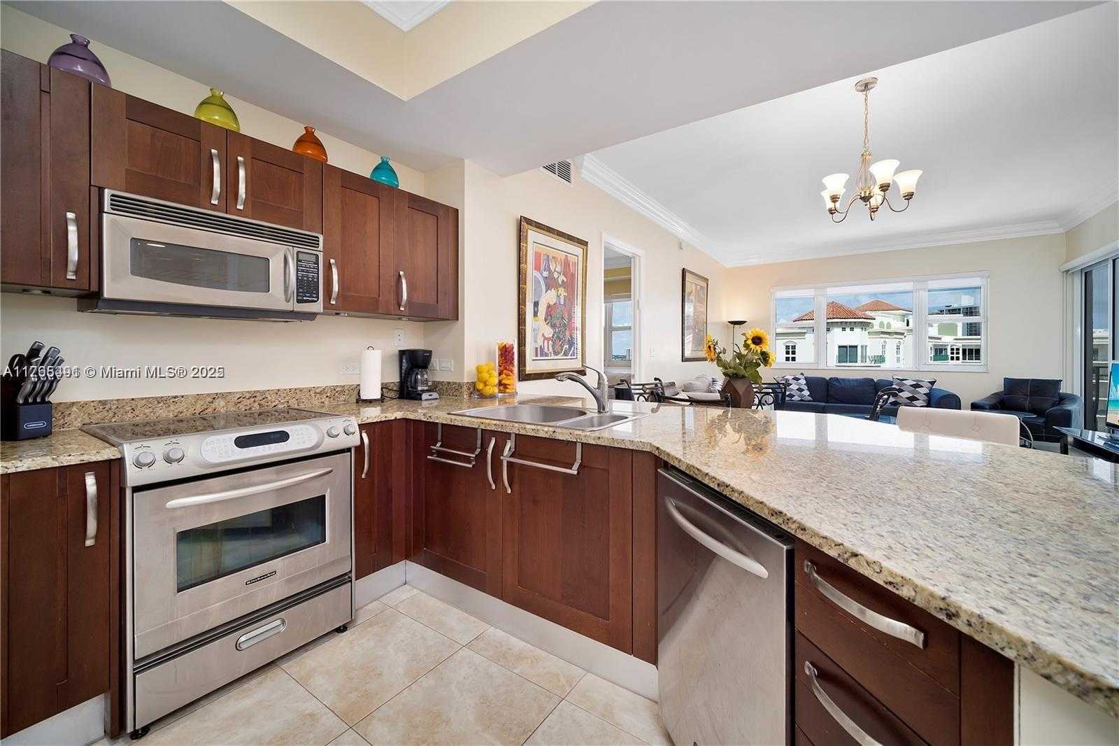 Small Image of 19900 EAST COUNTRY CLUB DR #TS18, Aventura Number 5