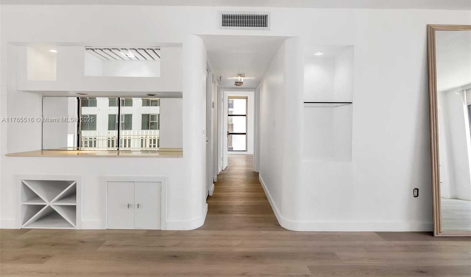 Small Image of 6061 COLLINS AVE #7A, Miami Beach Number 13
