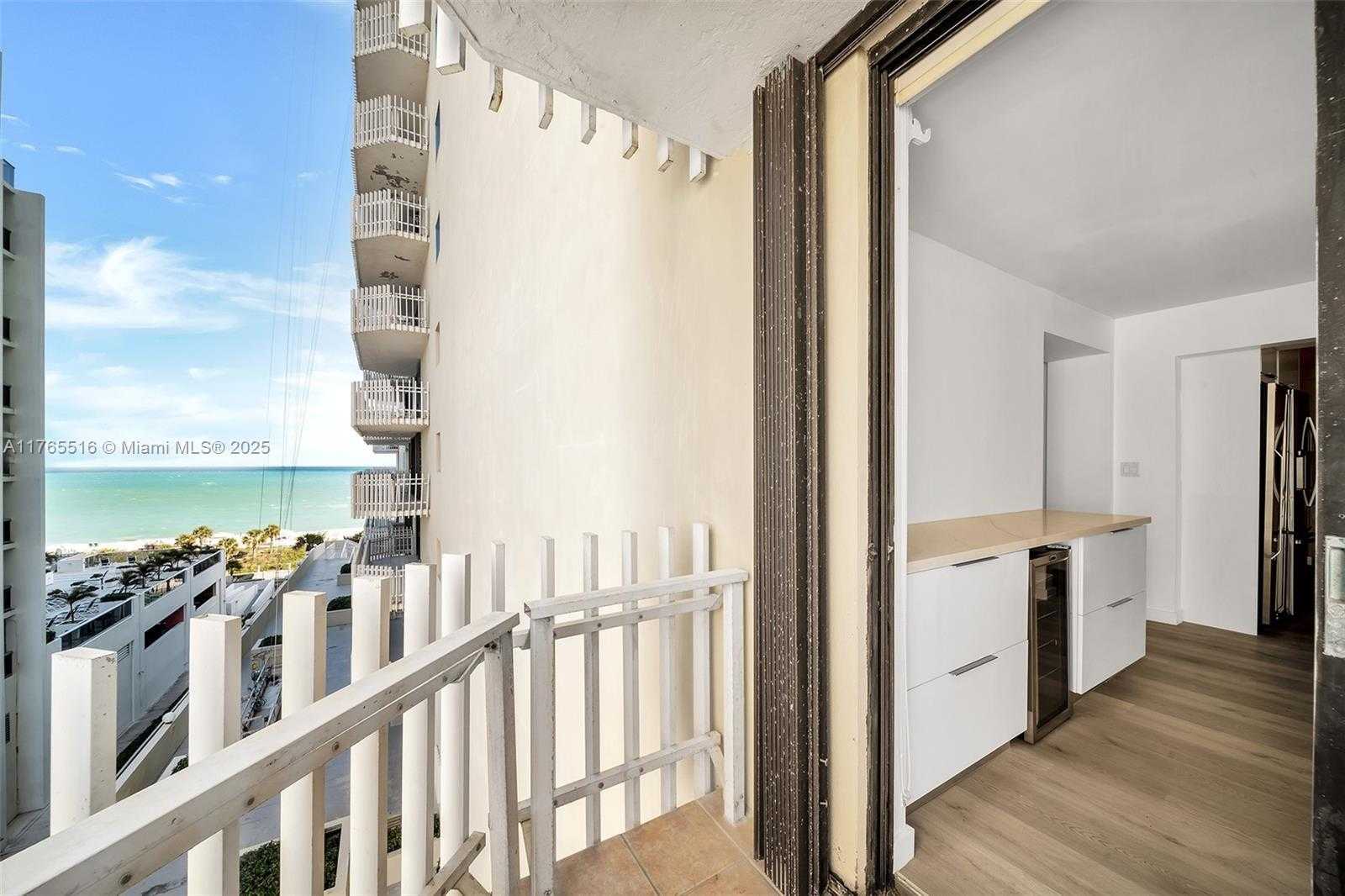 Small Image of 6061 COLLINS AVE #7A, Miami Beach Number 21