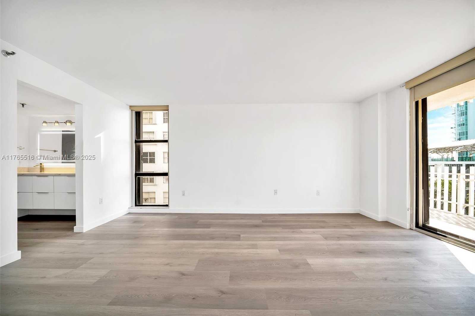 Small Image of 6061 COLLINS AVE #7A, Miami Beach Number 23
