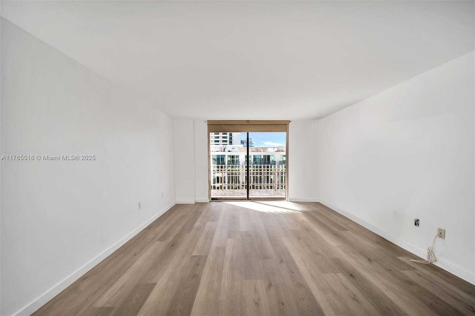 Small Image of 6061 COLLINS AVE #7A, Miami Beach Number 27