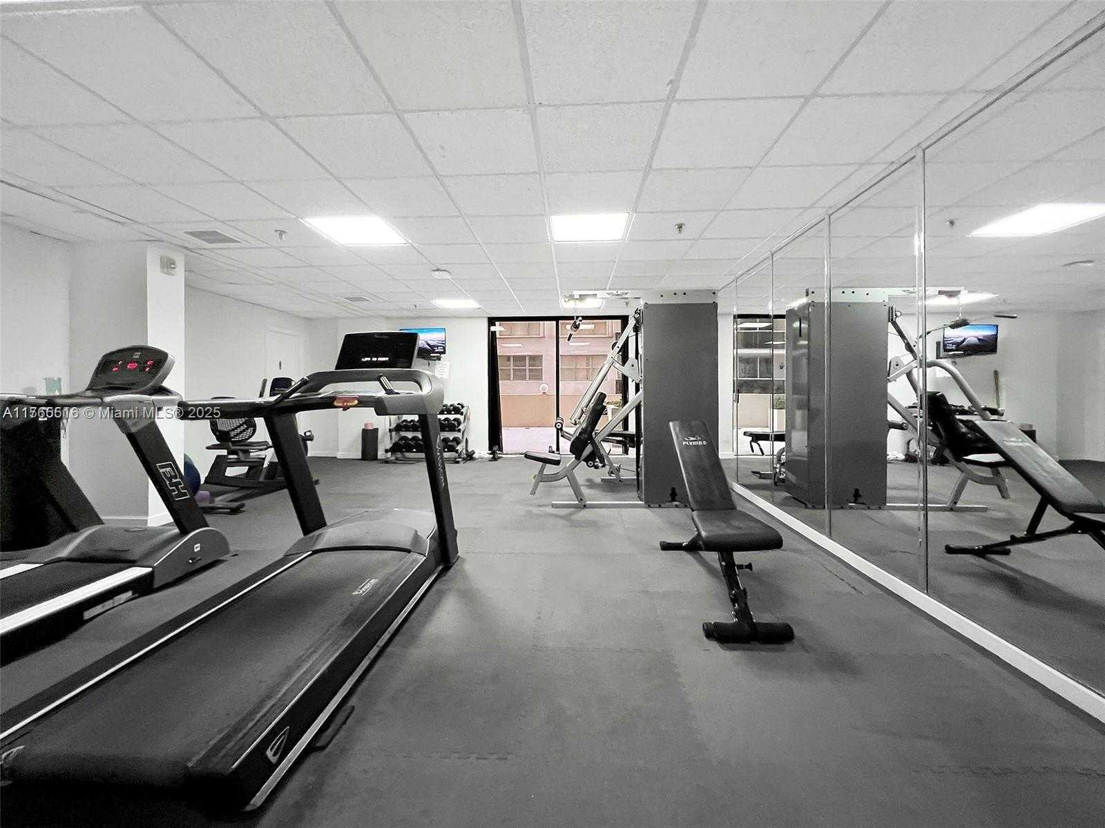 Small Image of 6061 COLLINS AVE #7A, Miami Beach Number 38
