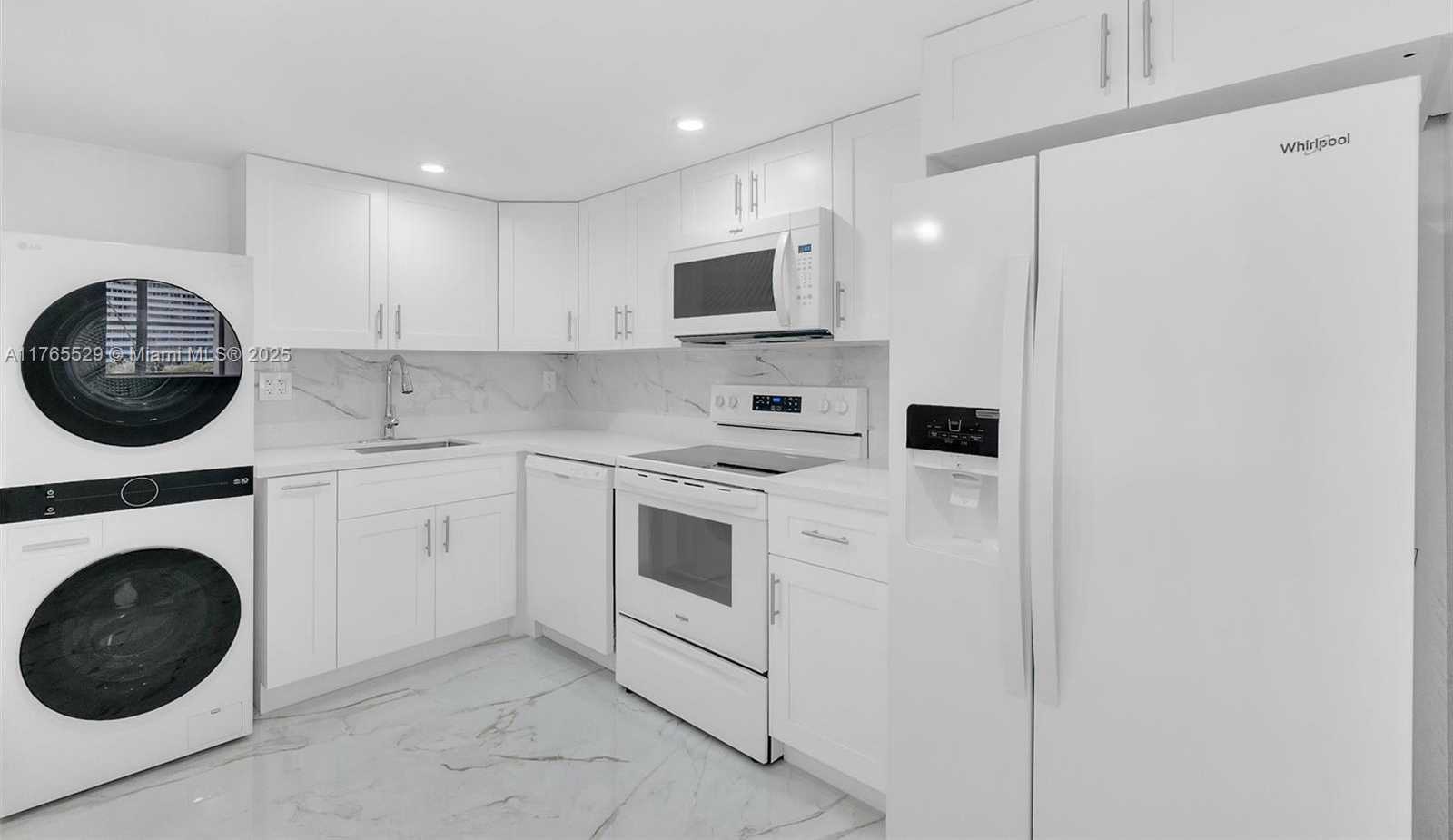 Small Image of 1865 BRICKELL AVE #A804, Miami Number 2