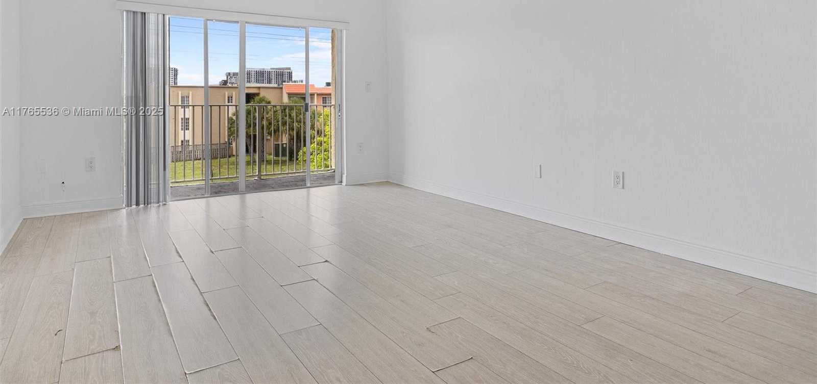 Small Image of 4920 NORTH WEST 79TH AVE #309, Doral Number 10