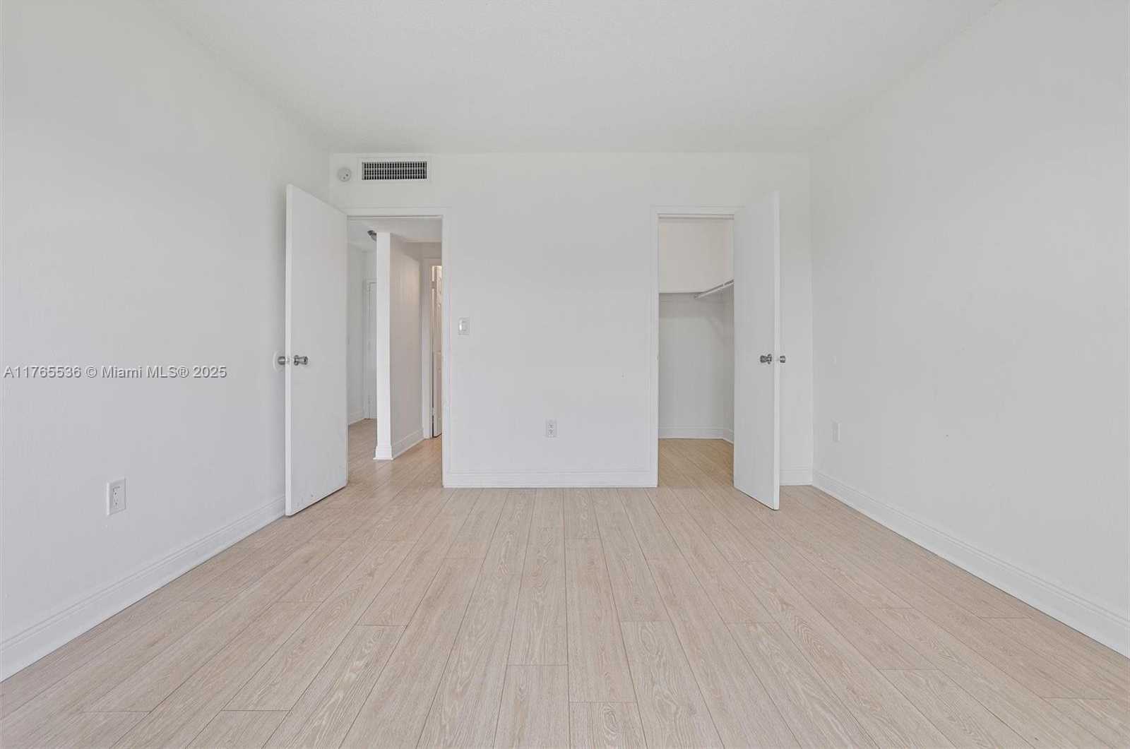 Small Image of 4920 NORTH WEST 79TH AVE #309, Doral Number 16
