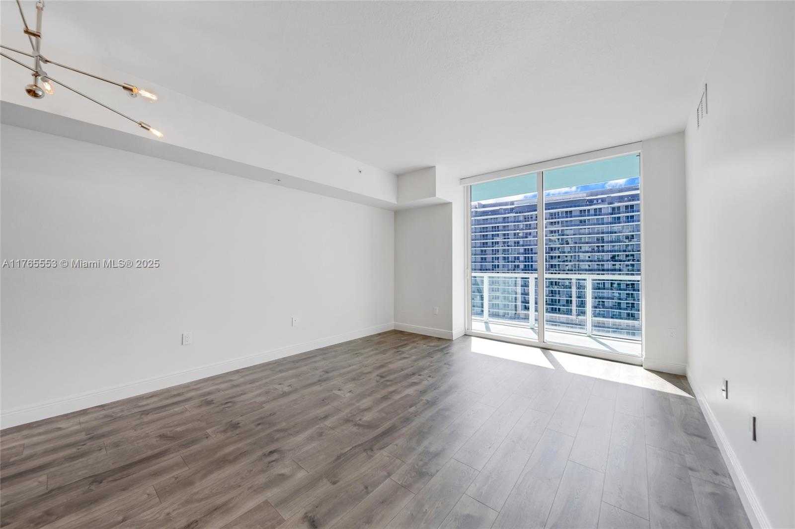 Small Image of 1900 NORTH BAYSHORE DR #4509, Miami Number 11