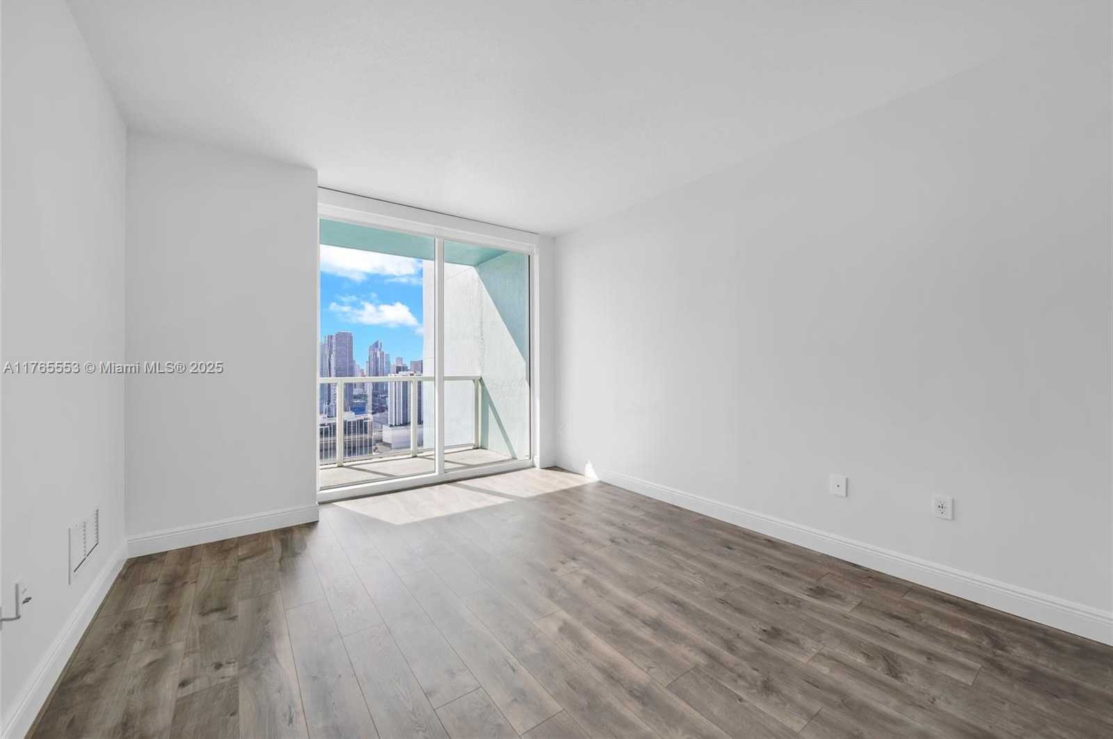 Small Image of 1900 NORTH BAYSHORE DR #4509, Miami Number 19