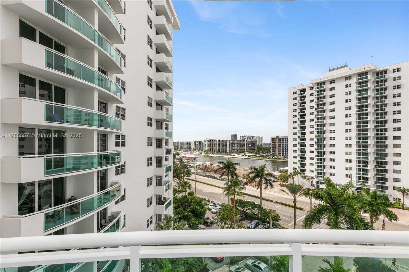 Small Image of 3001 SOUTH OCEAN DR #737, Hollywood Number 11