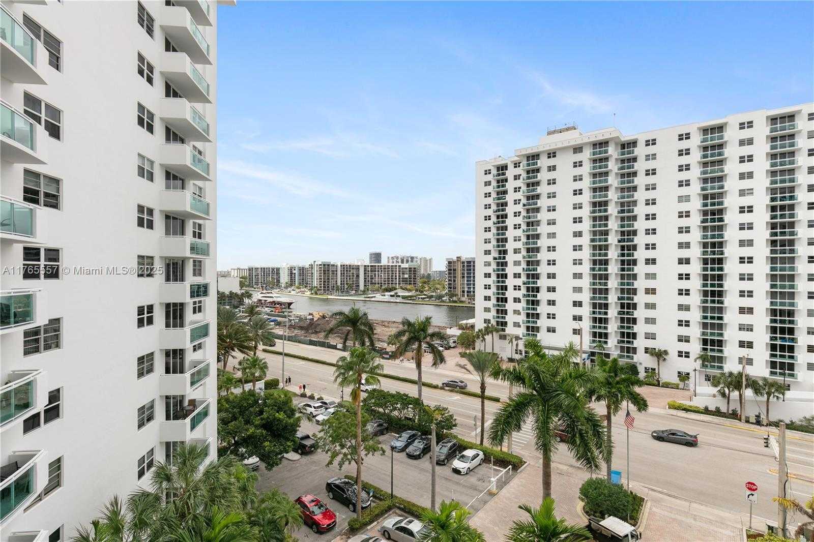 Small Image of 3001 SOUTH OCEAN DR #737, Hollywood Number 13