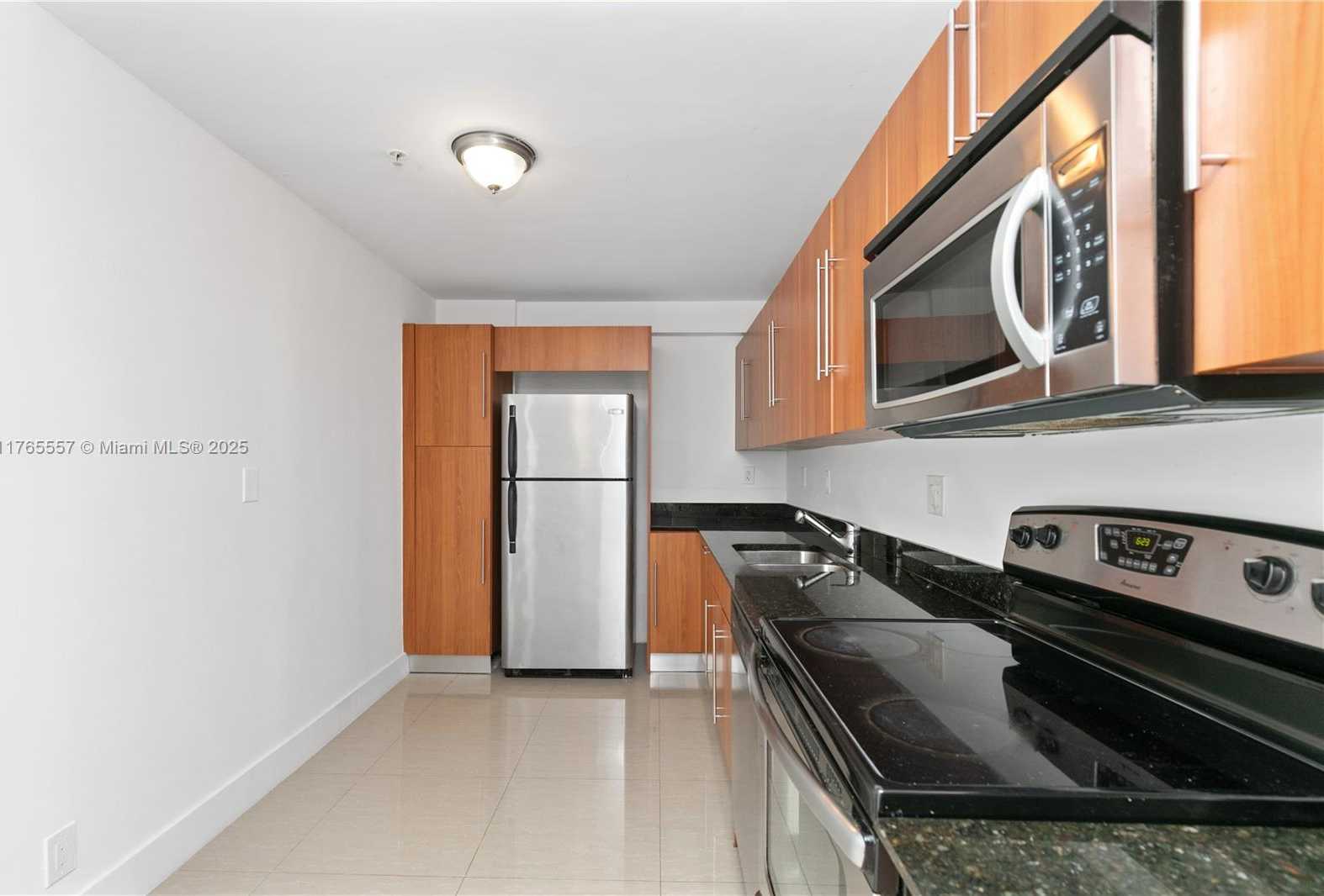 Small Image of 3001 SOUTH OCEAN DR #737, Hollywood Number 3