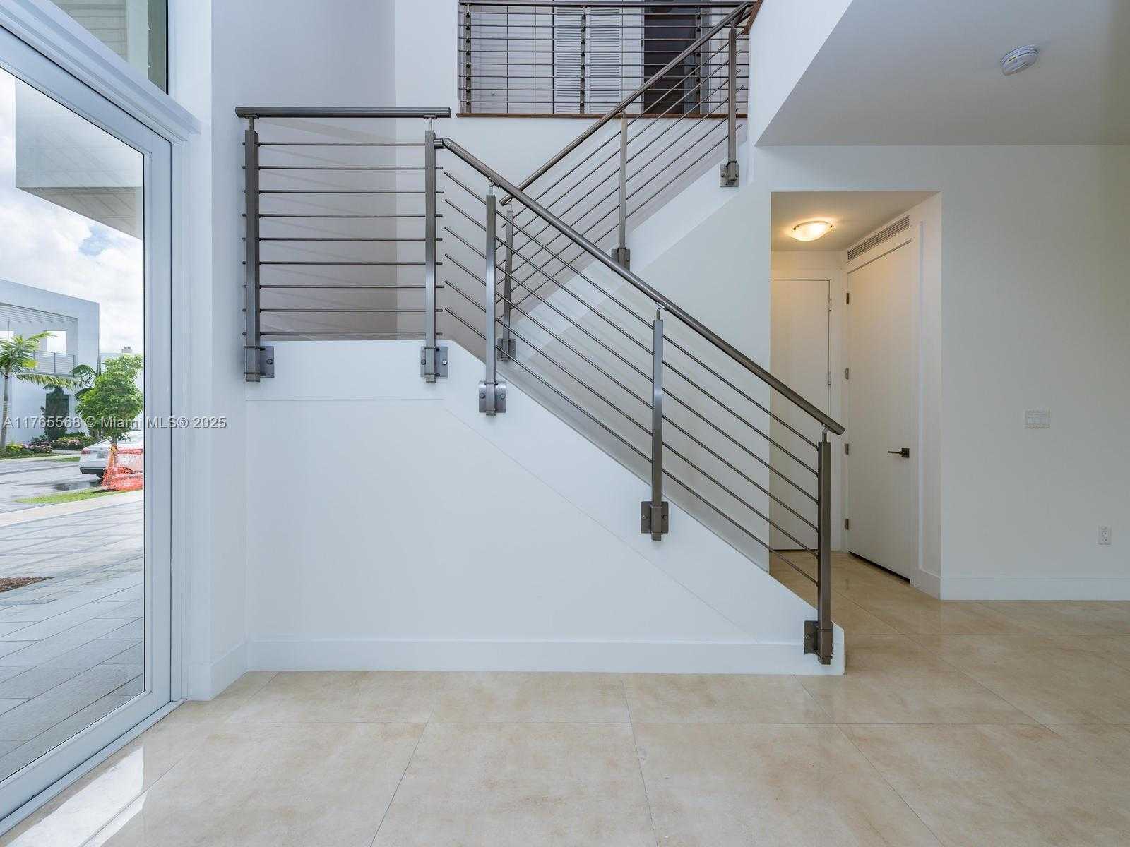 Imagen de Pequeño Objeto