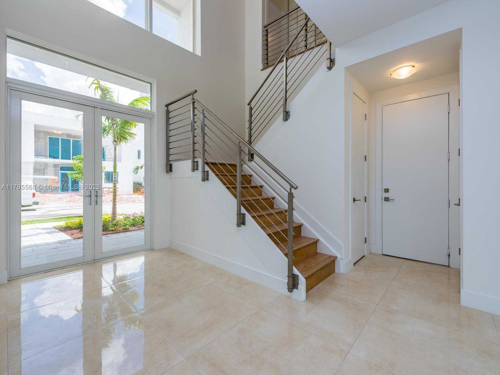 Imagen de Pequeño Objeto