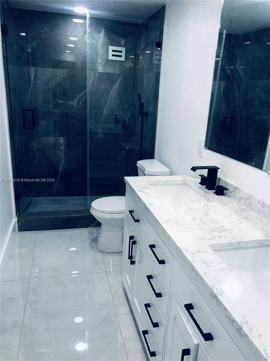 Small Image of 10185 COLLINS AVE #209, Bal Harbour Number 4
