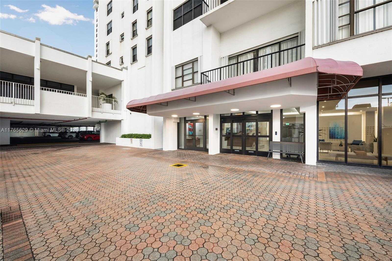 Small Image of 2401 SOUTH OCEAN DR #2402, Hollywood Number 32