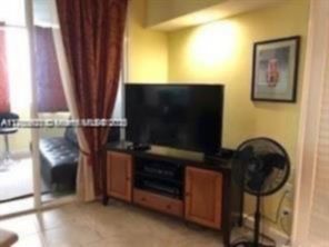 Small Image of 5005 COLLINS AVE #1422, Miami Beach Number 5