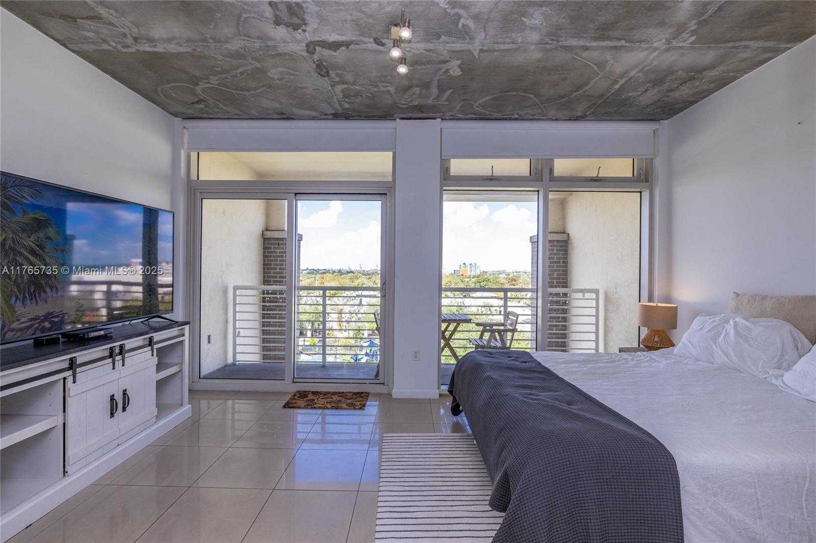 Small Image of 3250 NORTH EAST 1ST AVE #546, Miami Number 24
