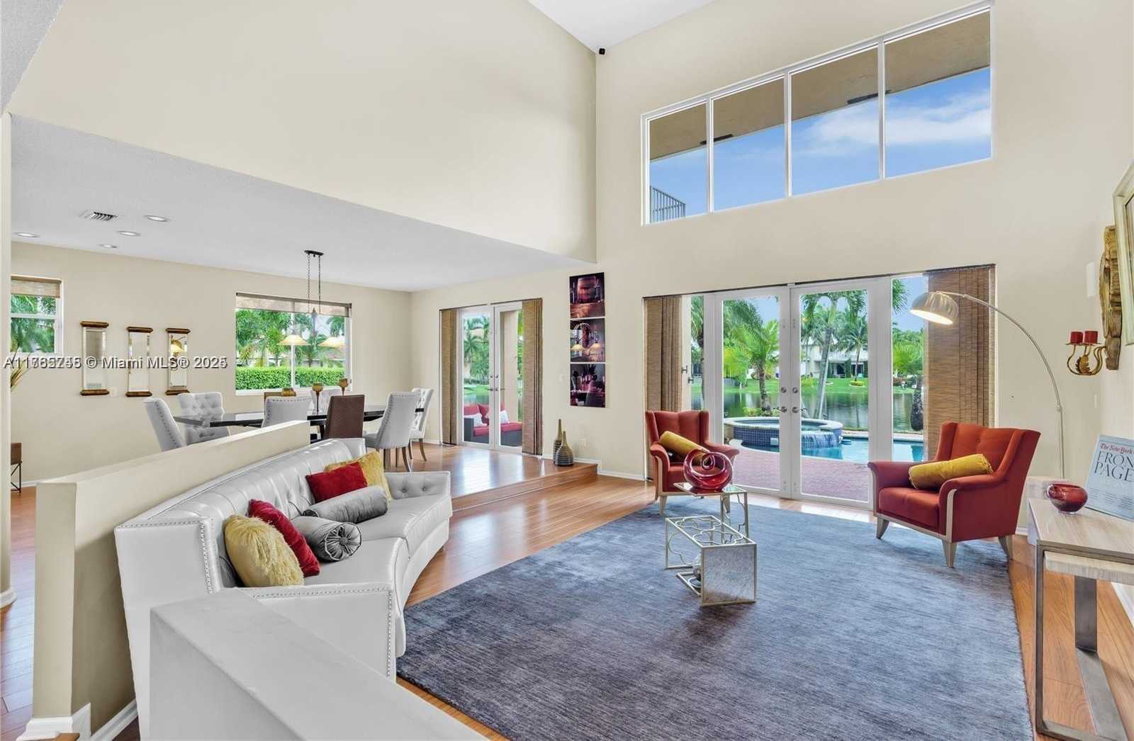 Small Image of Pembroke Pines Number 40