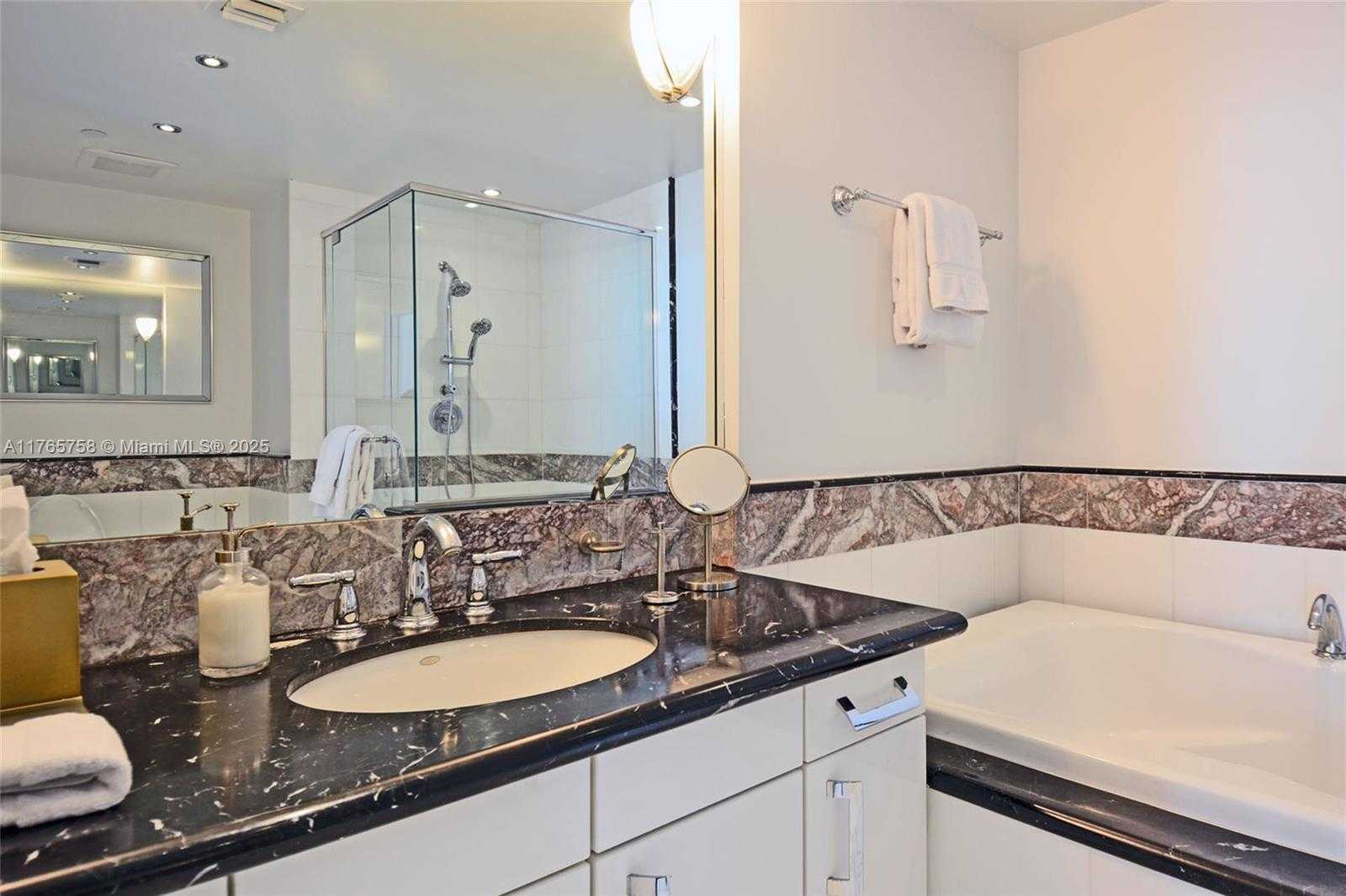 Small Image of 540 WEST AVE #2114, Miami Beach Number 16
