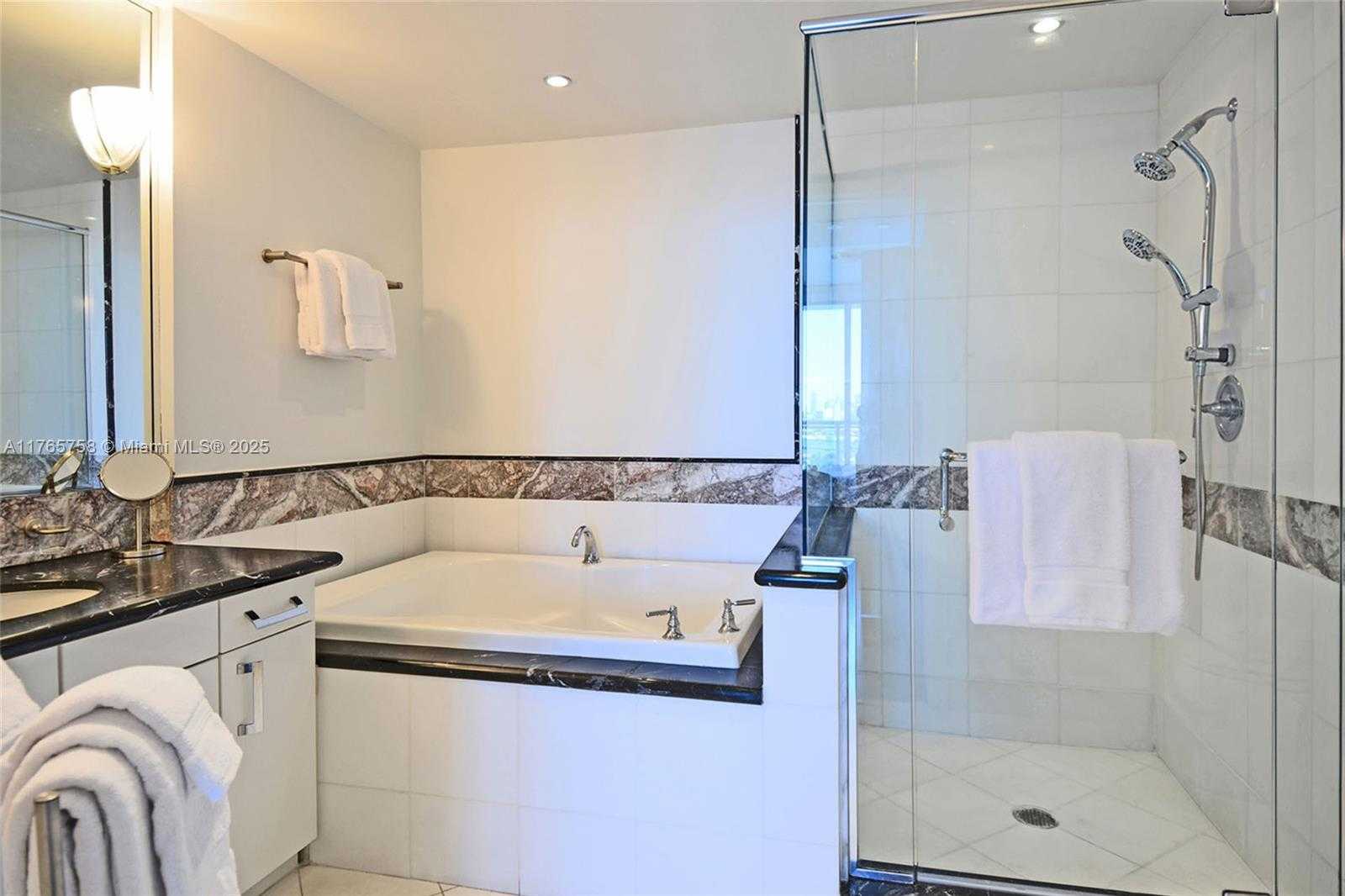 Small Image of 540 WEST AVE #2114, Miami Beach Number 17