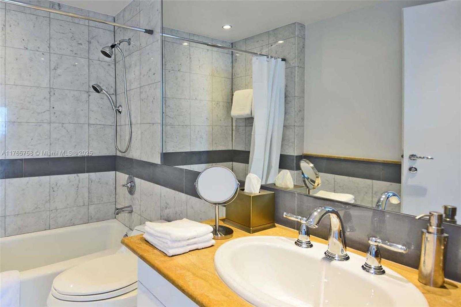 Small Image of 540 WEST AVE #2114, Miami Beach Number 28