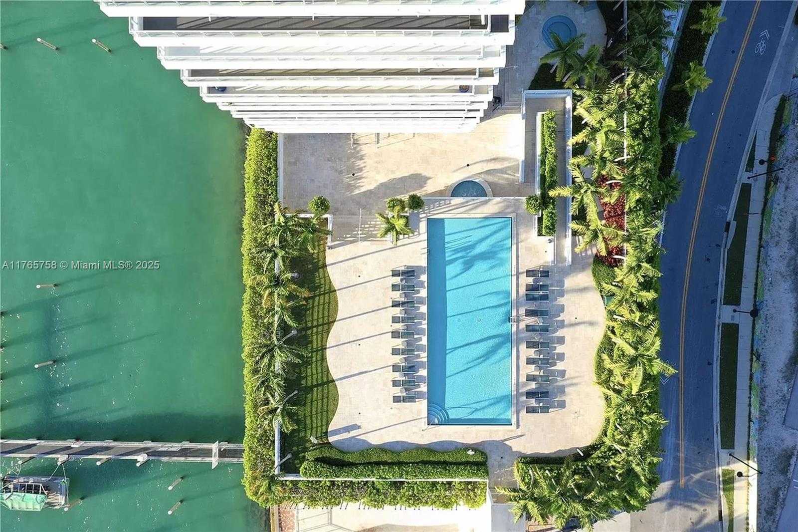 Small Image of 540 WEST AVE #2114, Miami Beach Number 9