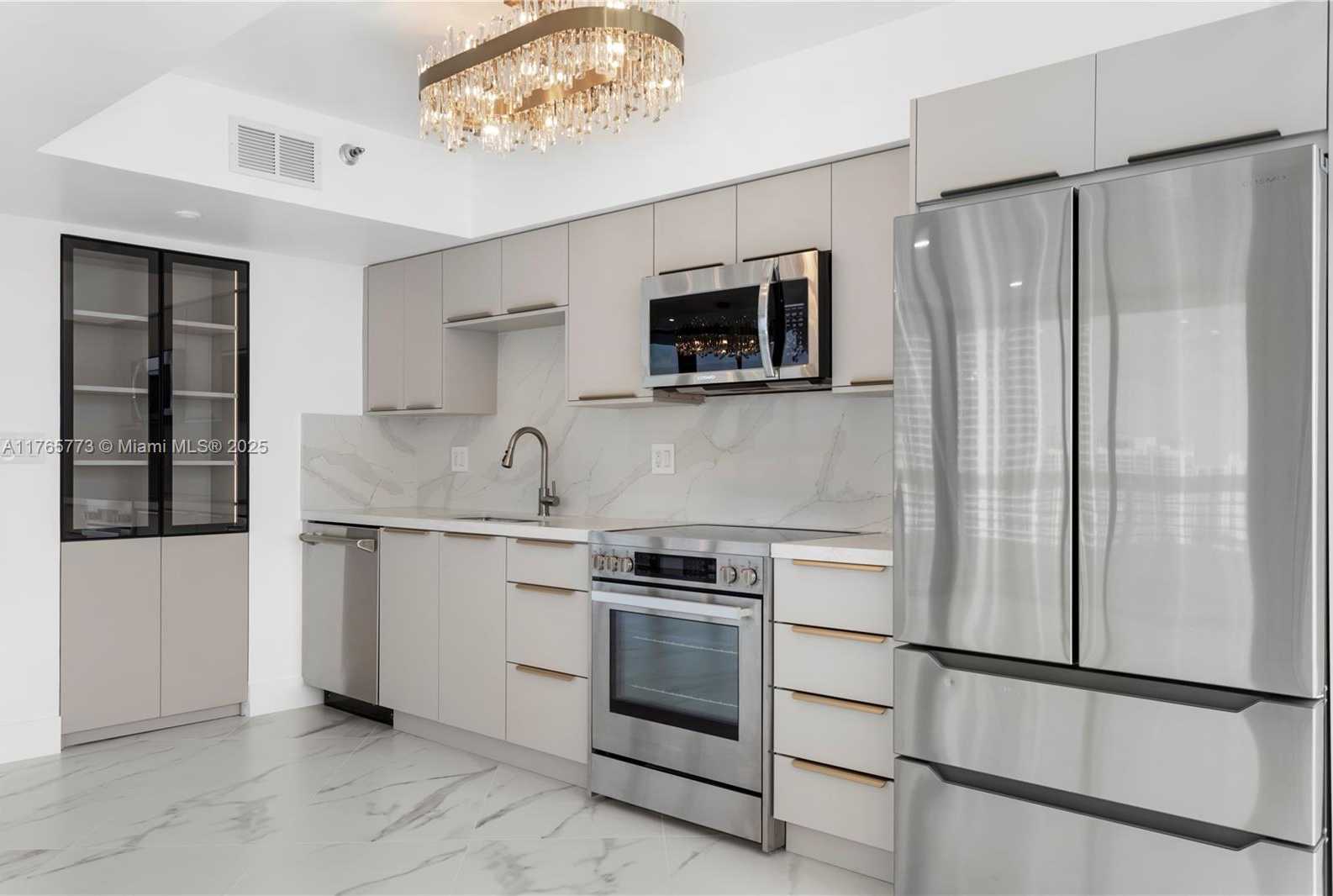 Small Image of 19195 NORTH EAST 36TH CT #2301, Aventura Number 3