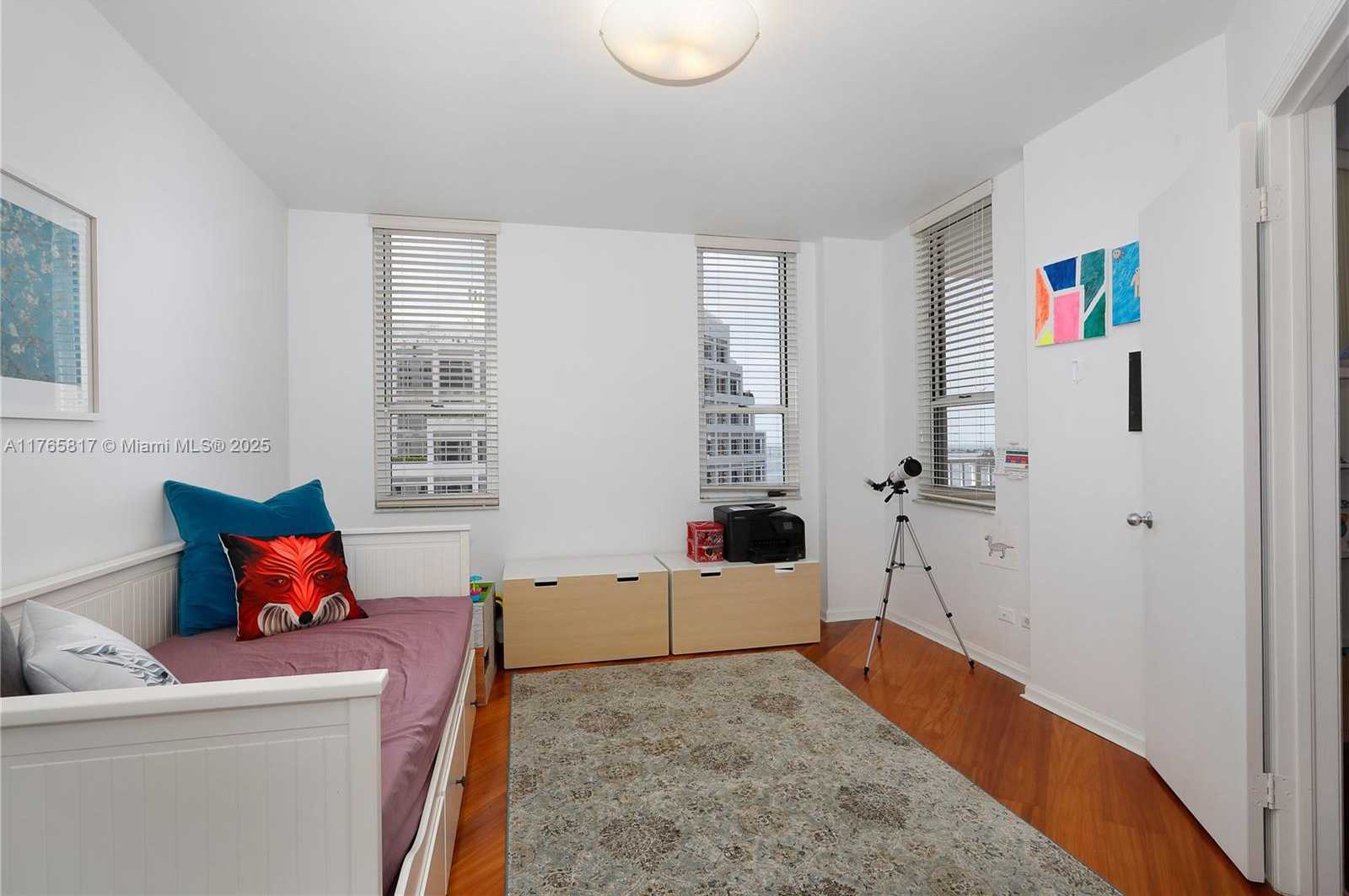 Small Image of 701 BRICKELL KEY BLVD #1412, Miami Number 11
