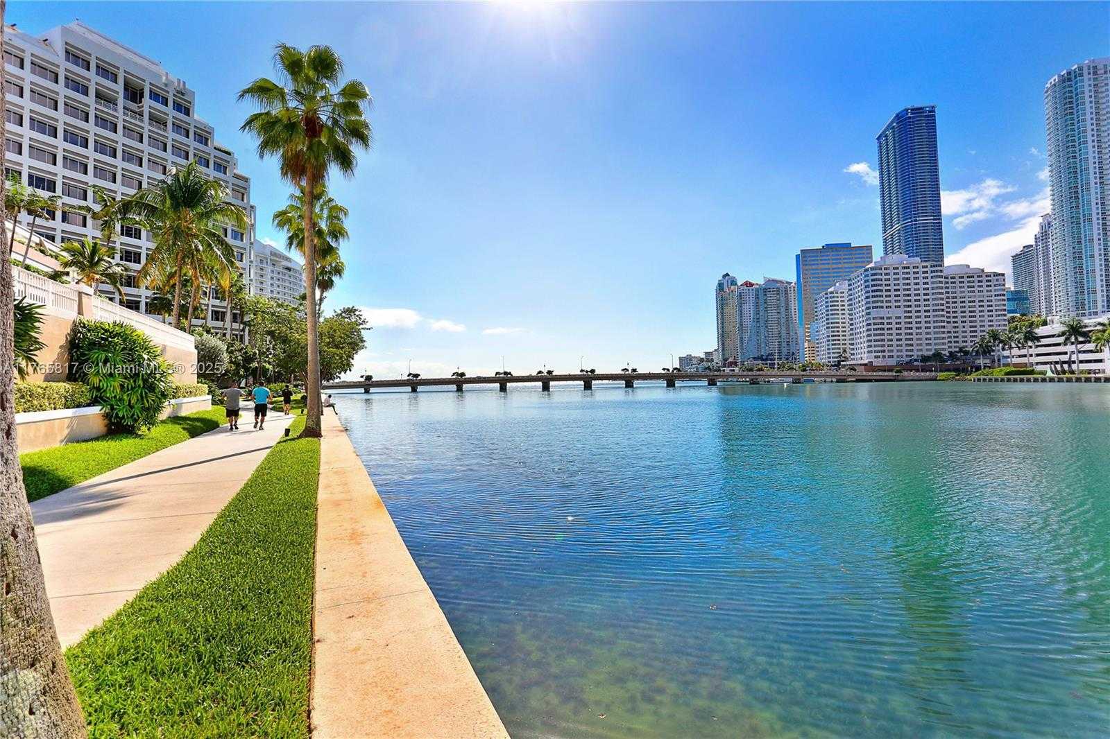 Small Image of 701 BRICKELL KEY BLVD #1412, Miami Number 13