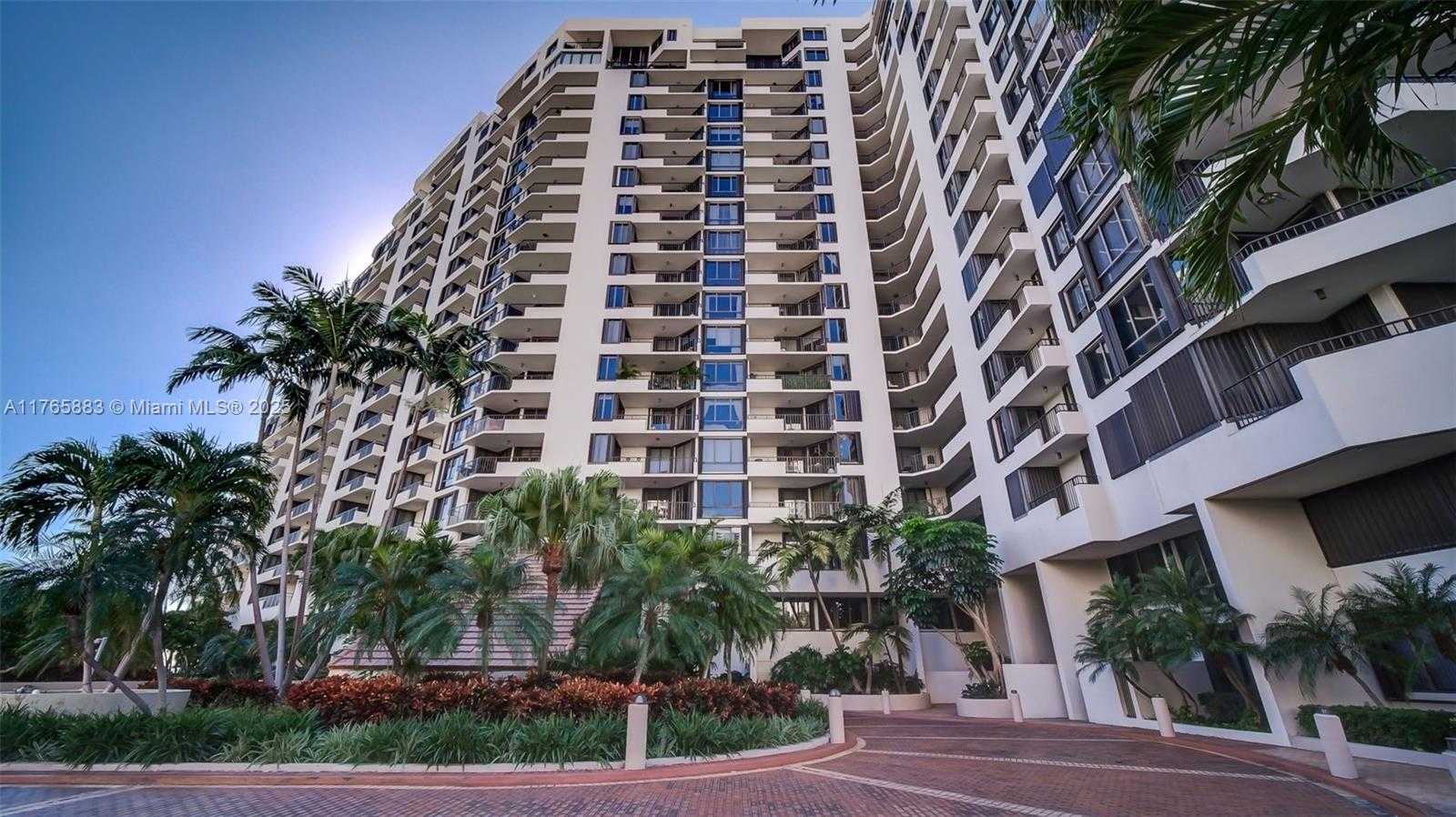 Small Image of 520 BRICKELL KEY DR #A914, Miami Number 23