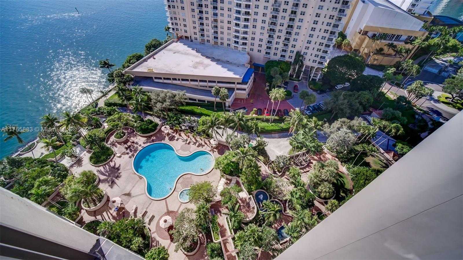 Small Image of 520 BRICKELL KEY DR #A914, Miami Number 38