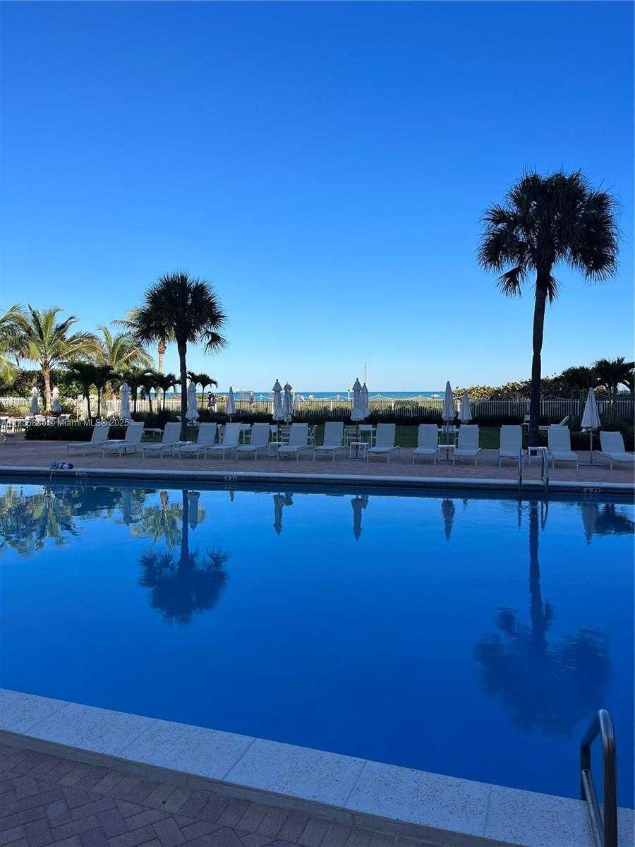 Small Image of 2457 COLLINS AVE #405, Miami Beach Number 30